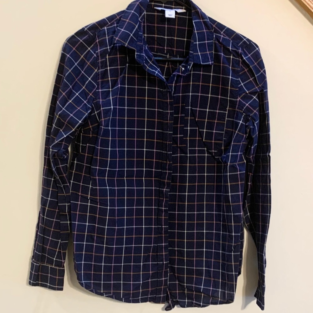 Women’s Old Navy plaid button down size S